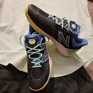 MEN'S NEW BALANCE TENNIS SHOES